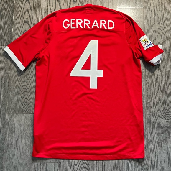 England Away Football Jersey Shirt World Cup 2010 Umbro GERRARD #4 M/L - Picture 1 of 8